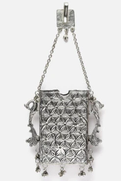 Azhar Silver Mobile Holder With Pearls And Ghungaroo -One Minutesaree Shop DGOMA23001 4 09accf8f a1fe 4c40 876f 88d17f3d8076